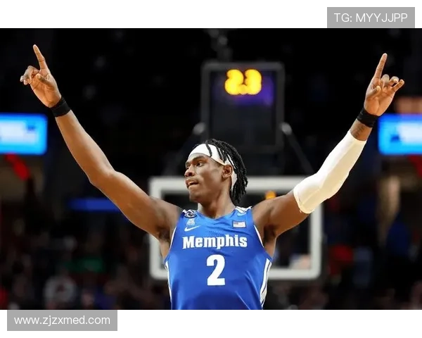 Lowe盛赞杜伦进攻细腻称其绝对具备全明星实力