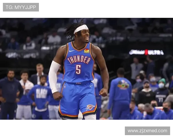 雄鹿裁掉利文斯顿腾出名额科菲即将签约正式合同